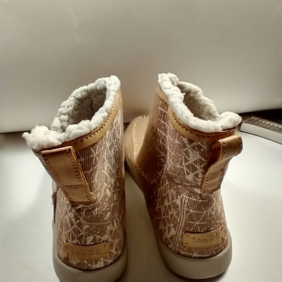 Sanuk Wool Blend Nice Bootah Ojai Boots Women's sz 10. - Picture 4 of 9